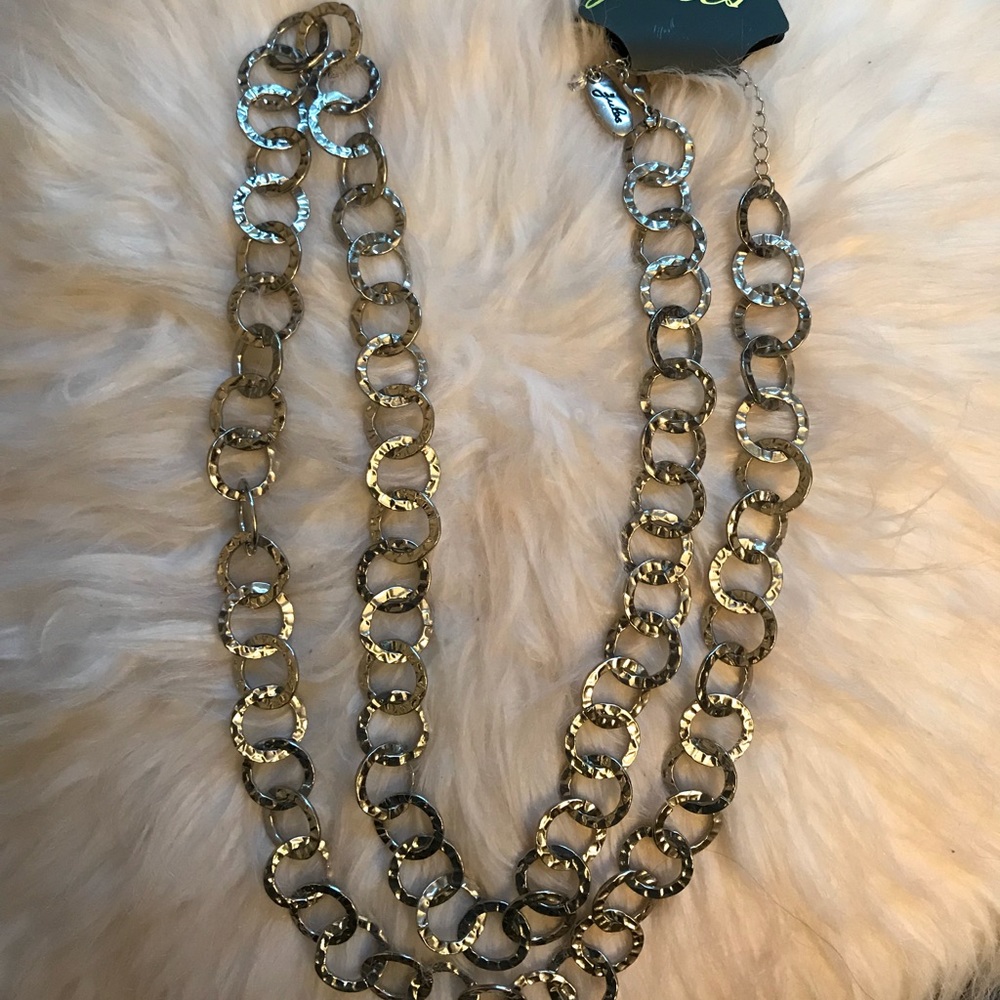 NWT Jules Silver Necklace